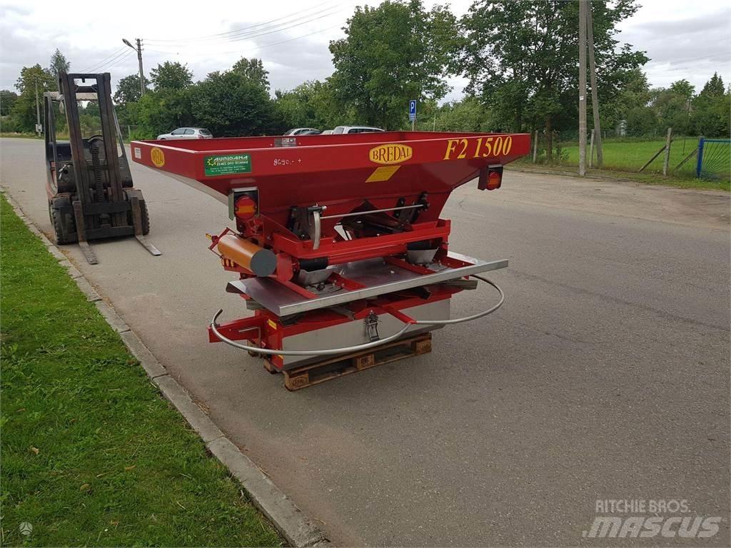 Bredal F2 1500 矿物肥料撒播机
