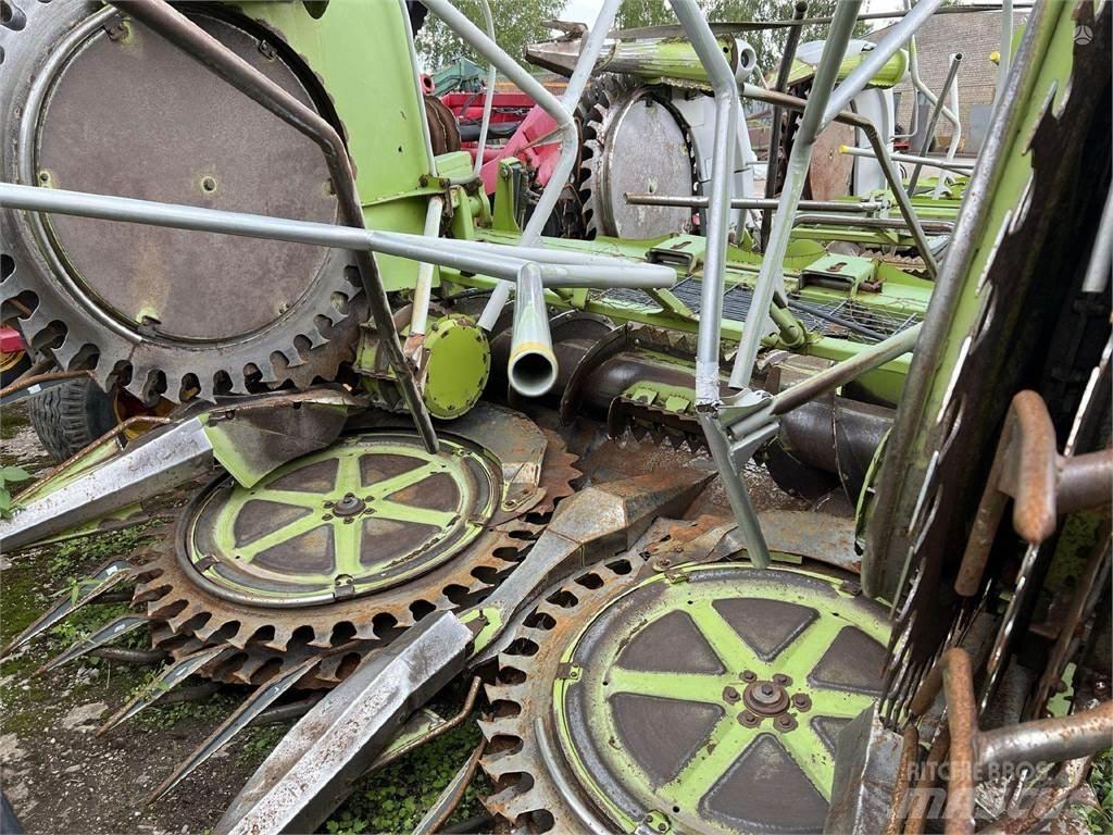 CLAAS Jaguar 870 割草调节装置