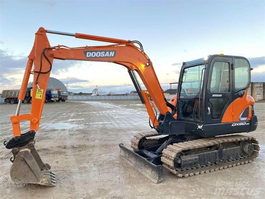Doosan DX 60 C 小型挖掘机
