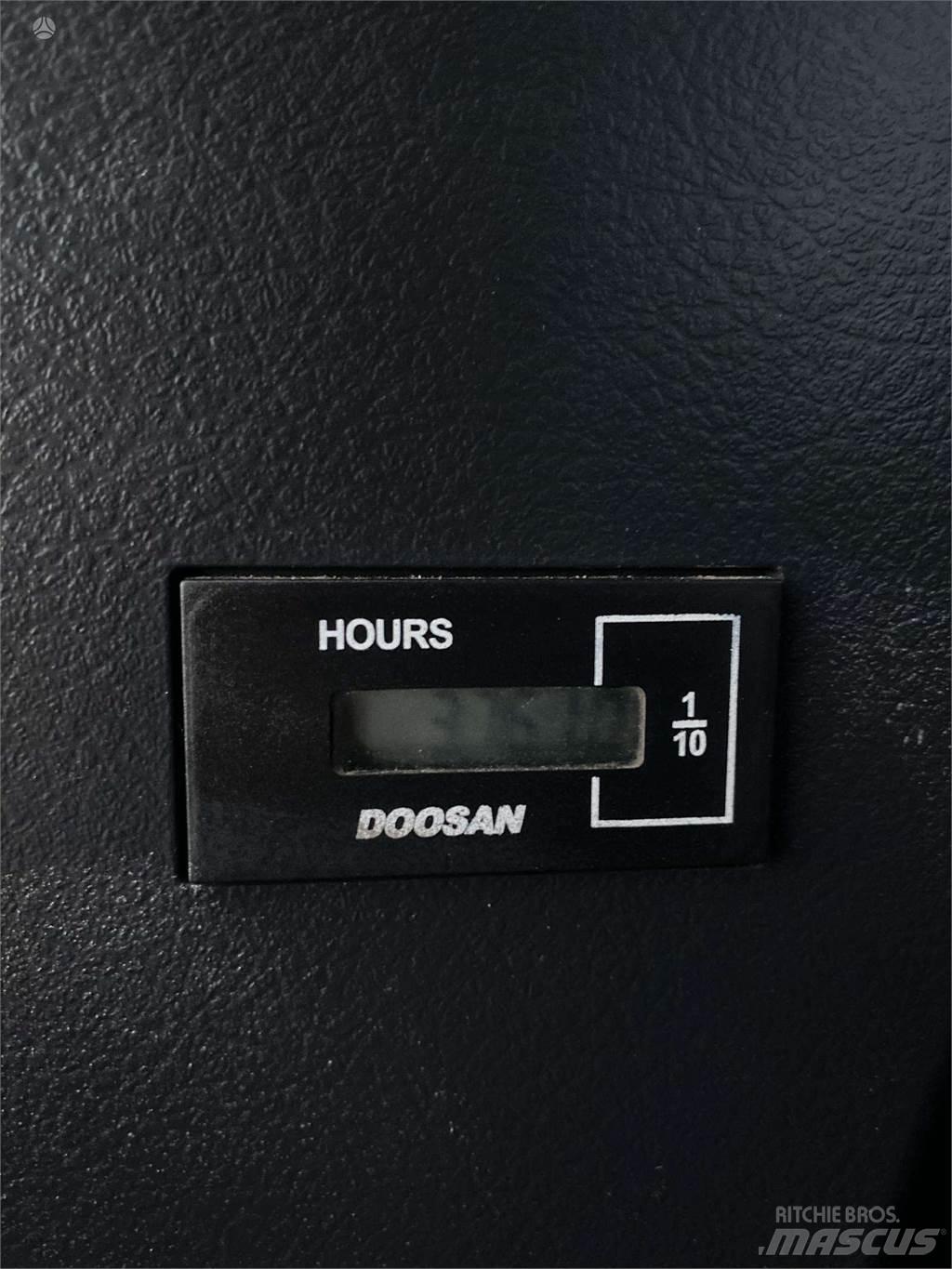 Doosan DX 60 C 小型挖掘机
