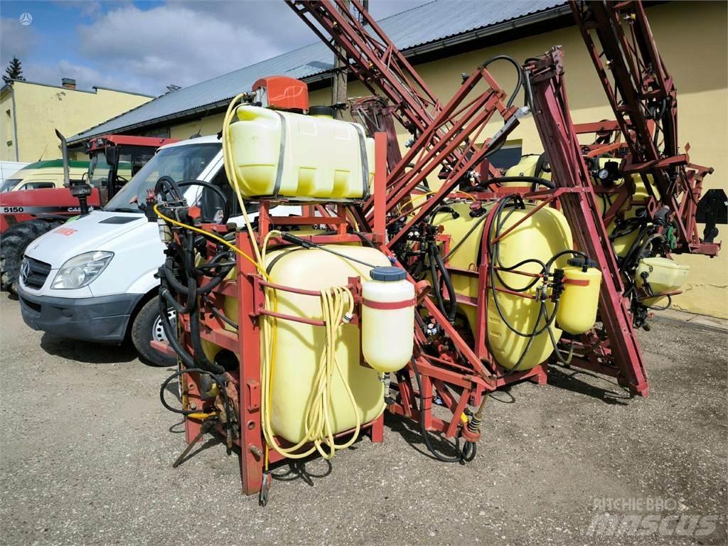 Hardi LX 800 自走式喷雾机