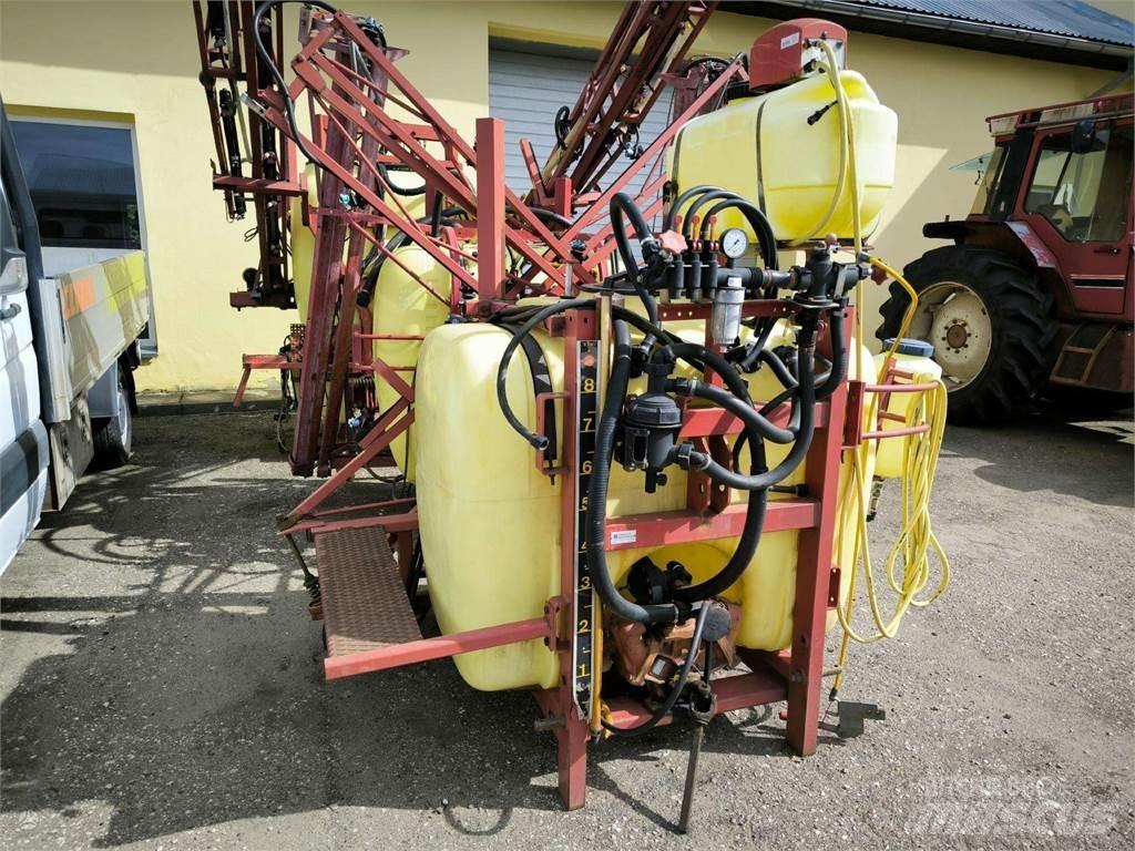 Hardi LX 800 自走式喷雾机