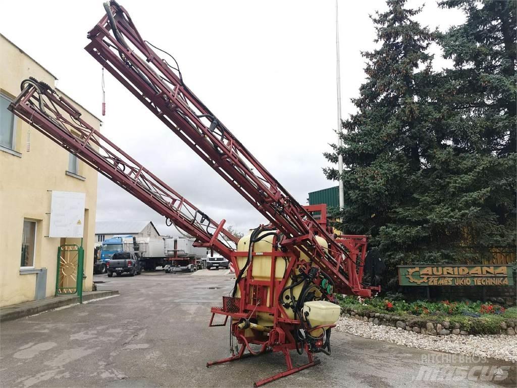 Hardi Mega 自走式喷雾机