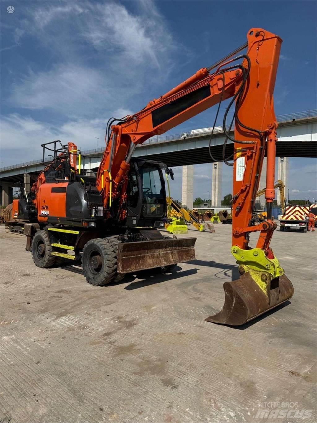 Hitachi ZX145W-6 履带挖掘机