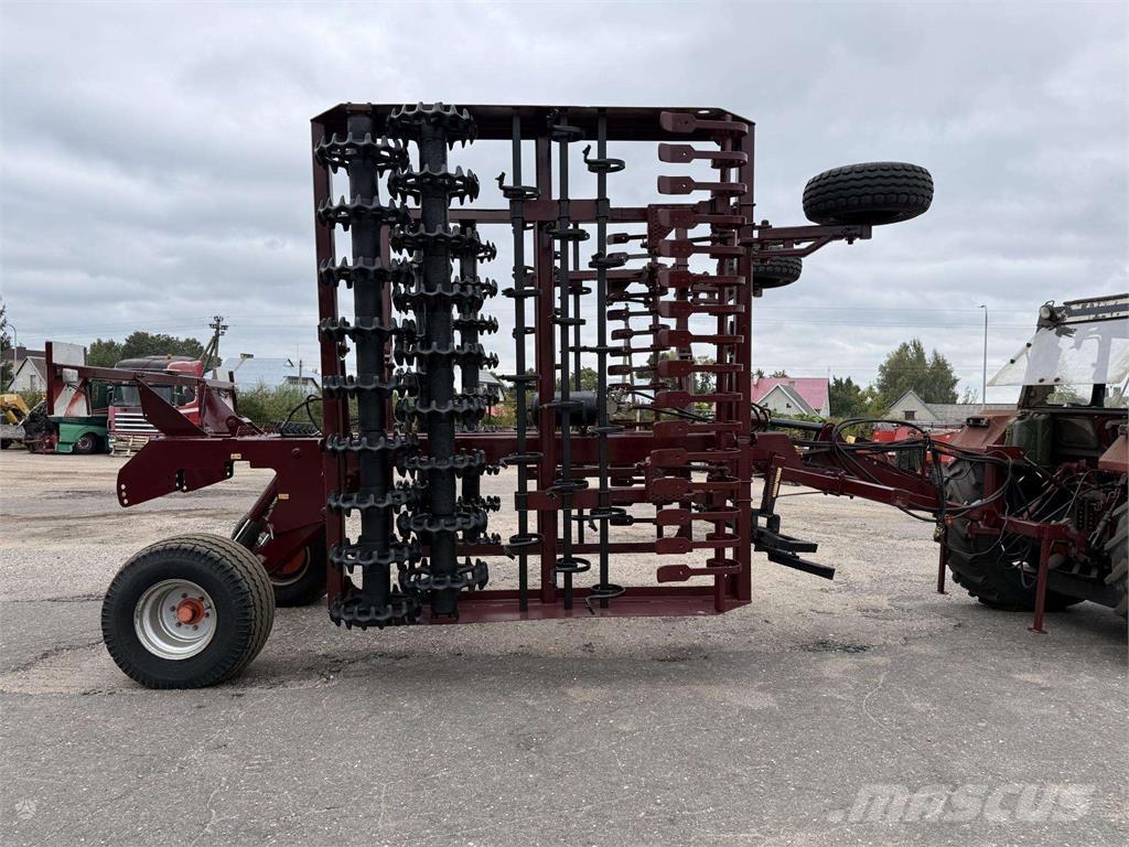 Howard NM 600 钉齿耙