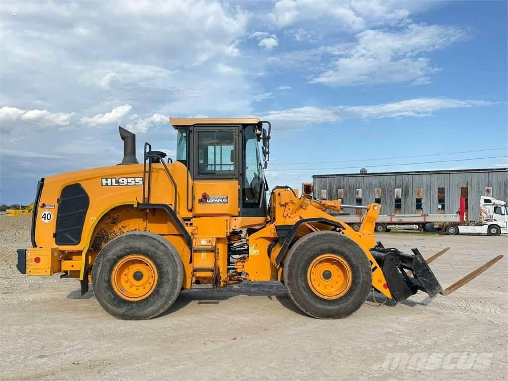 Hyundai HL 955 轮式装载机