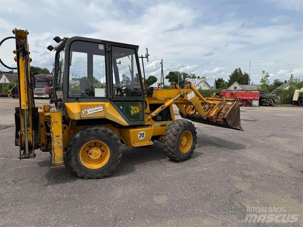 JCB 2CX 反铲装载机