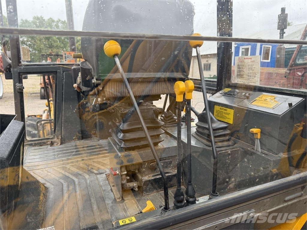 JCB 2CX 反铲装载机