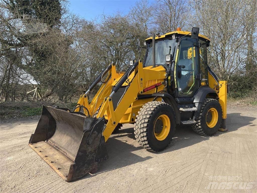 JCB 3CX Compact 反铲装载机