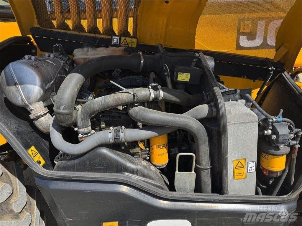 JCB 535-95 伸缩臂叉装车|叉装车