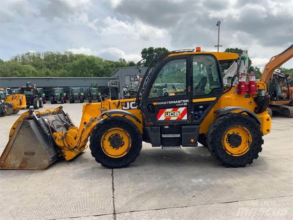 JCB 560-80 伸缩臂叉装车|叉装车