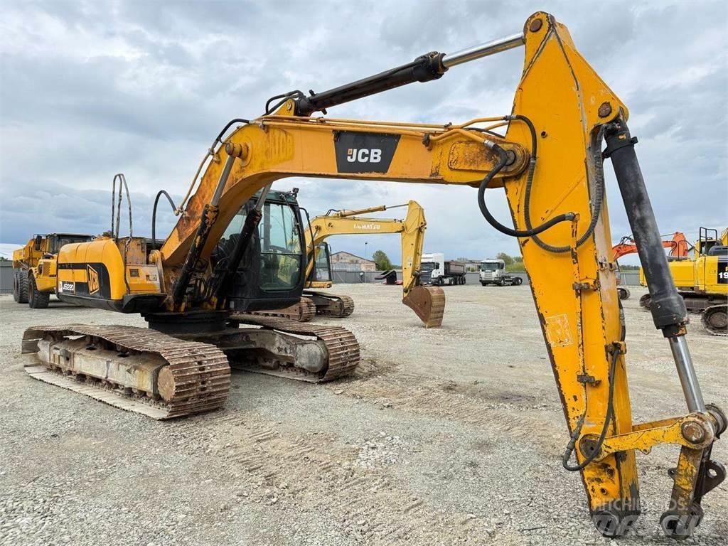 JCB JS 220 LC 履带挖掘机