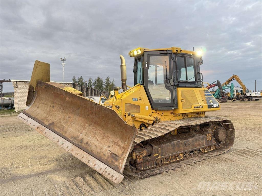 Komatsu D51PX-22 履带式推土机