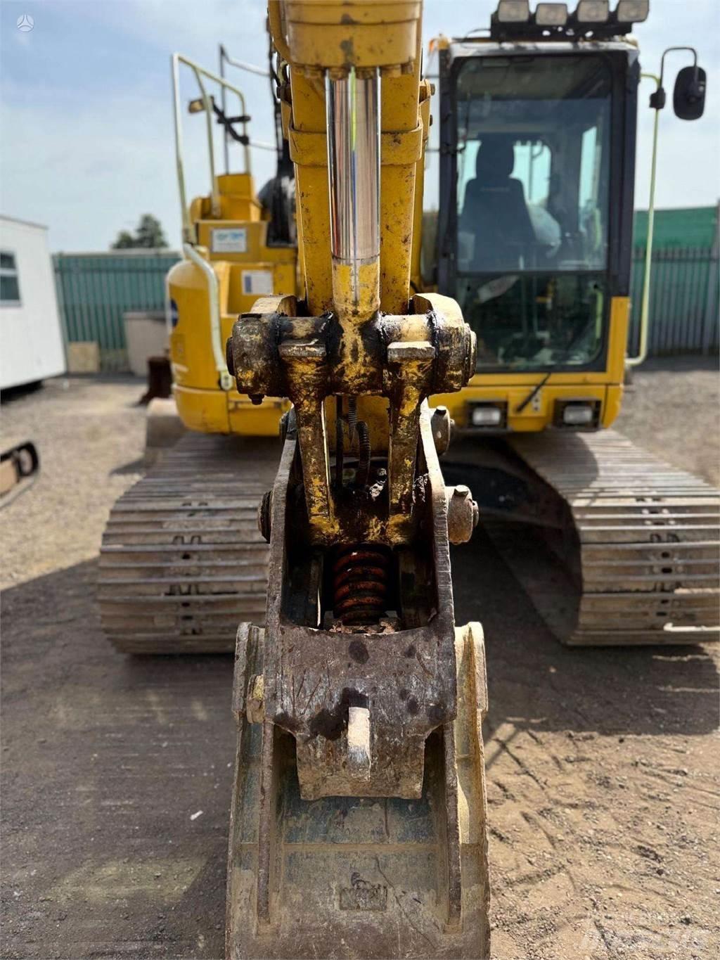 Komatsu PC138US 履带挖掘机