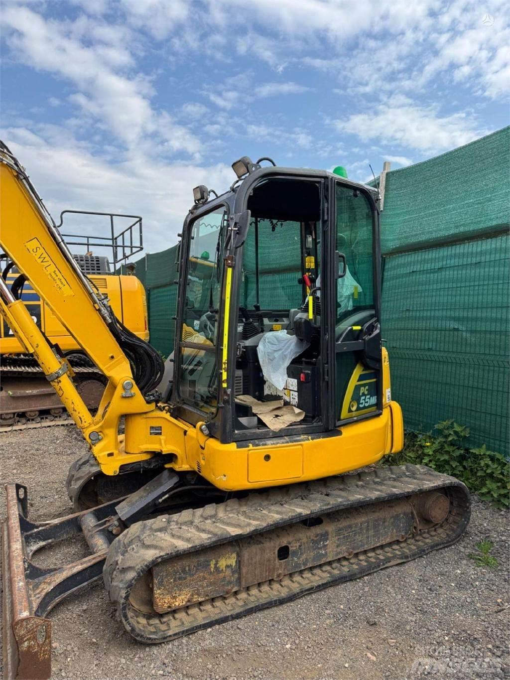 Komatsu PC55MR-5 履带挖掘机
