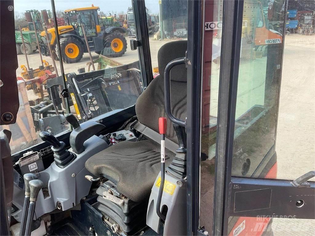 Kubota KX030-4 小型挖掘机