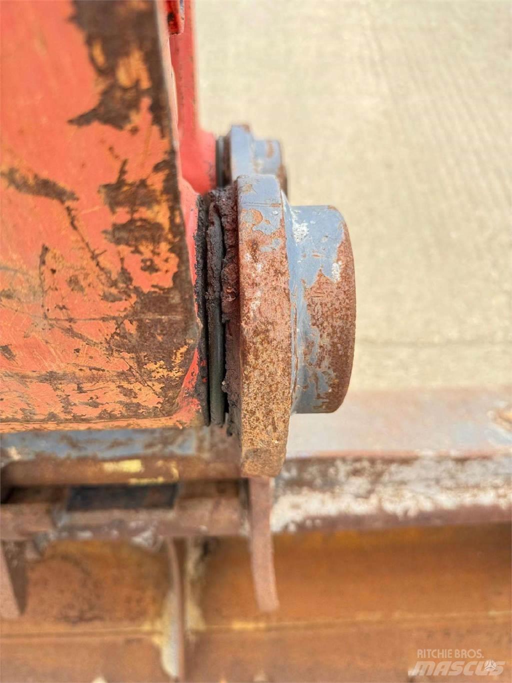 Kubota KX080-4 履带挖掘机
