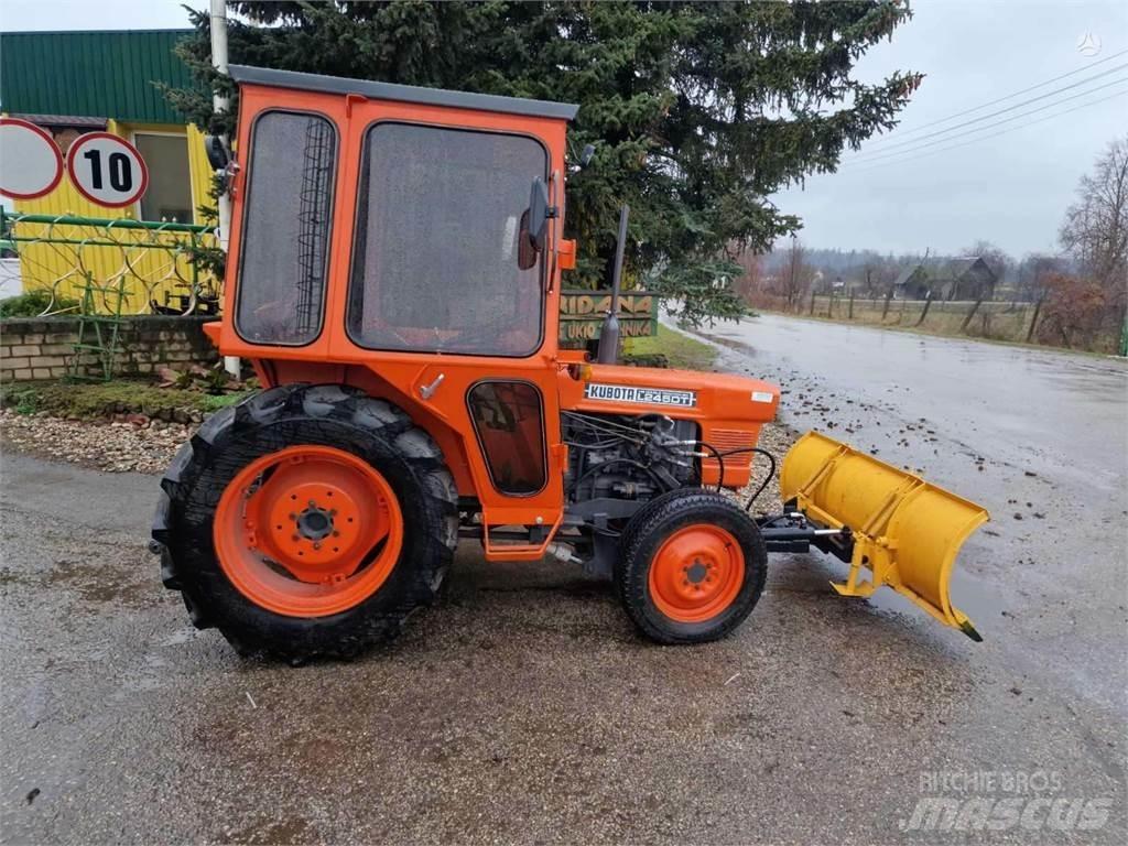 Kubota L245dt 拖拉机/农用车