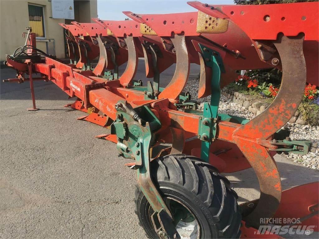 Kverneland F160 传统犁