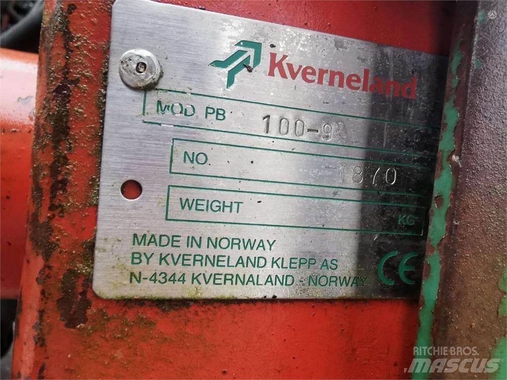 Kverneland PB 100 传统犁