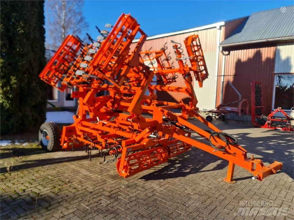 Laumetris KLG 5 钉齿耙