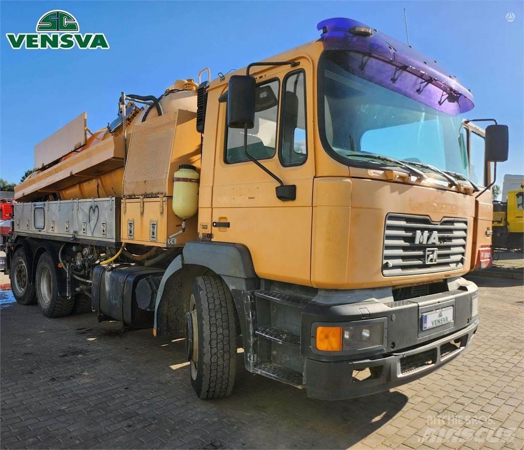 MAN FE 26T 6x2 组合/真空油槽车