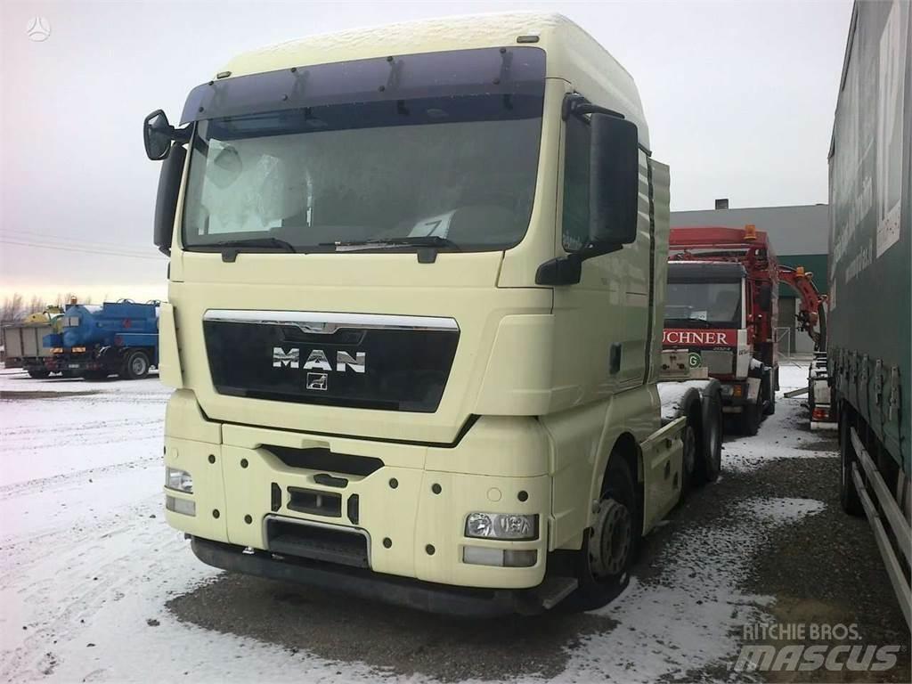 MAN TGX 26.440 平板车