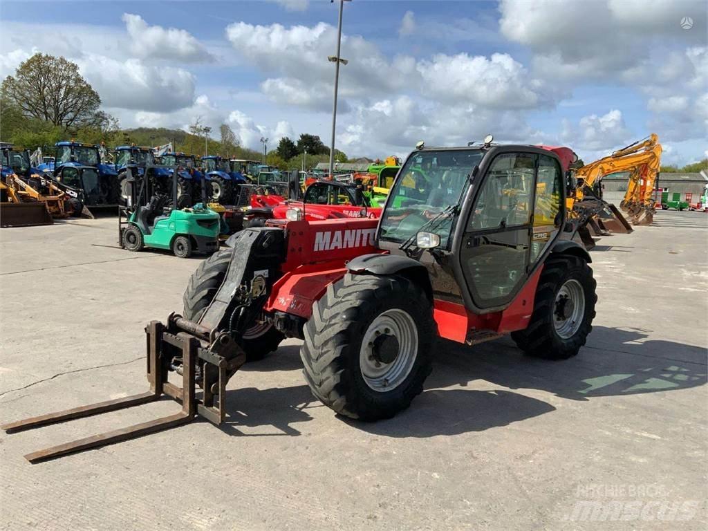 Manitou MLT741 前装载和挖掘机