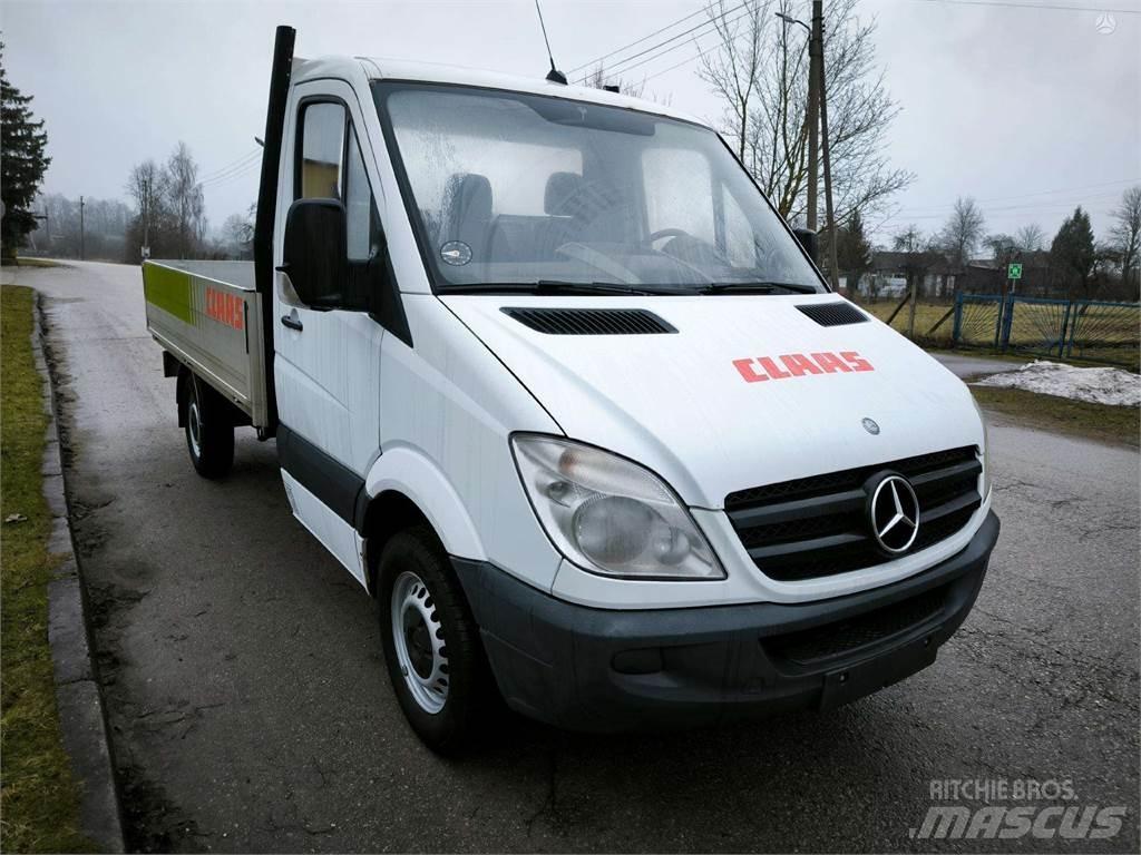 Mercedes-Benz  汽车