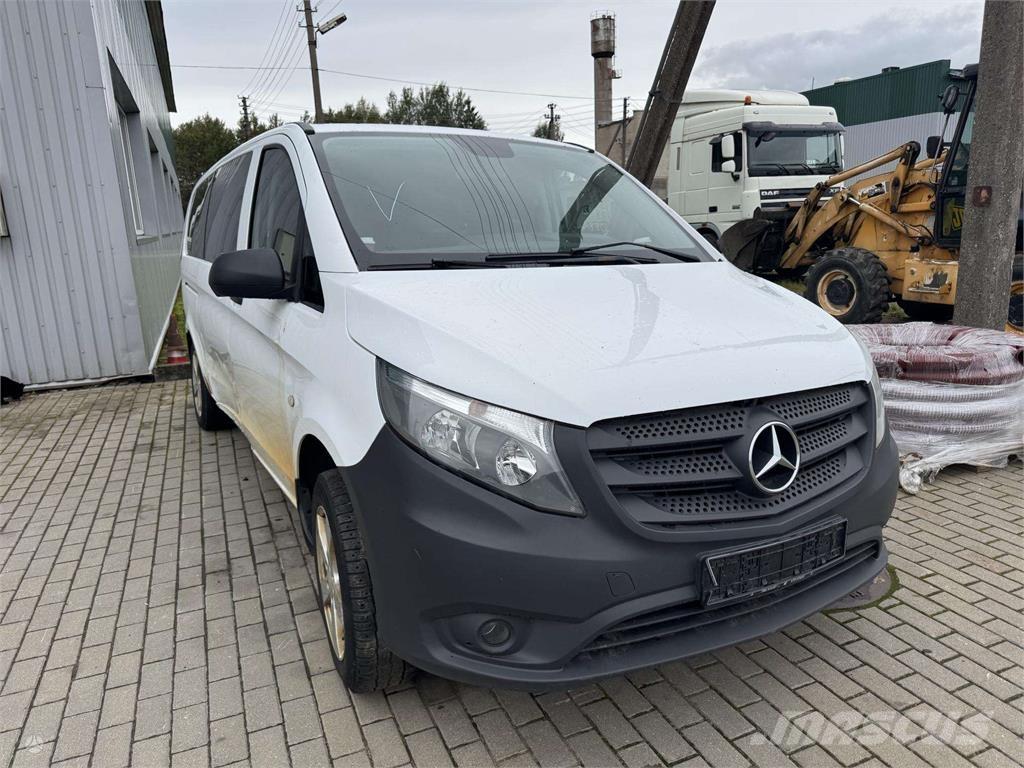 Mercedes-Benz  汽车
