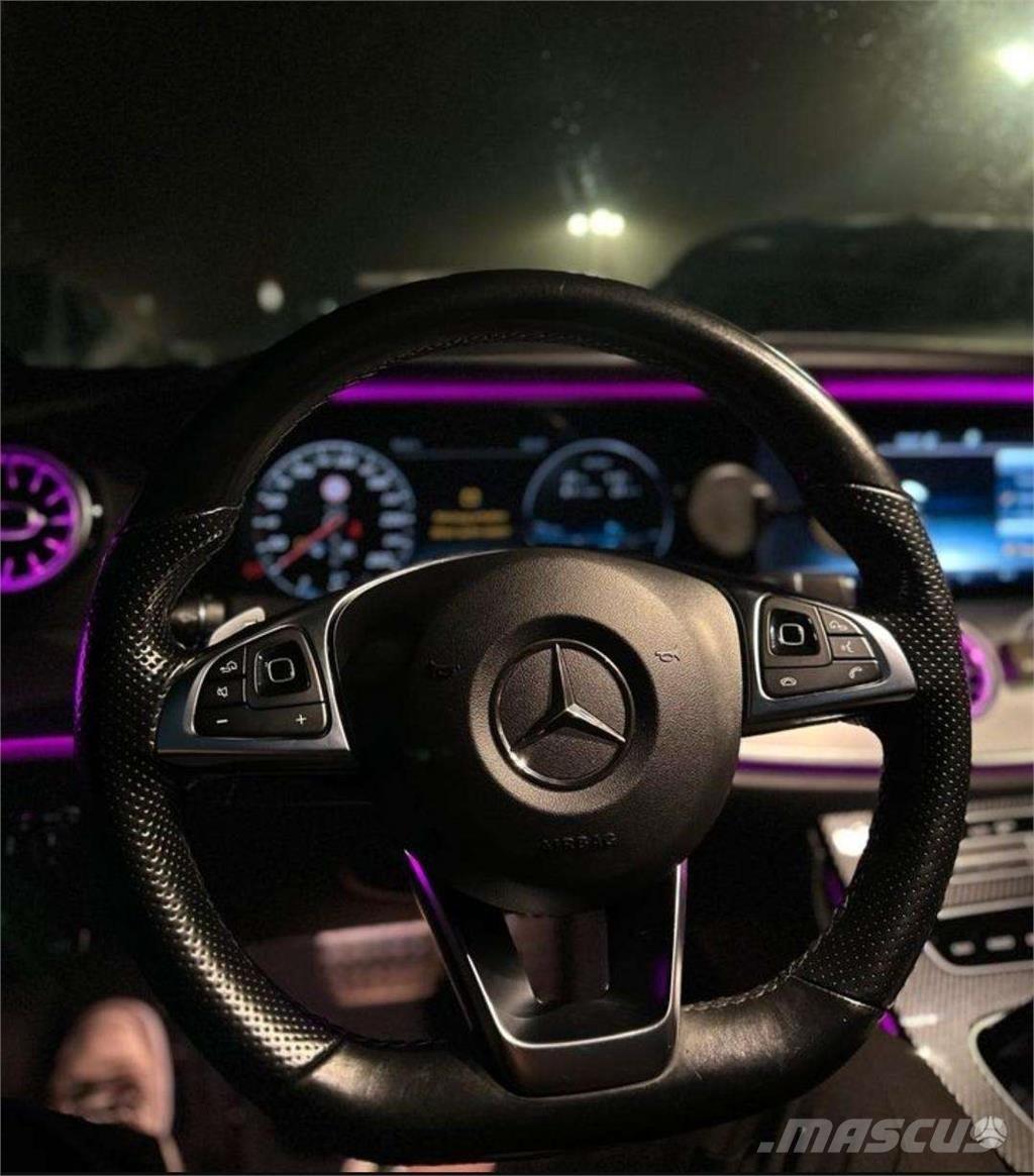 Mercedes-Benz  运输工具-其他