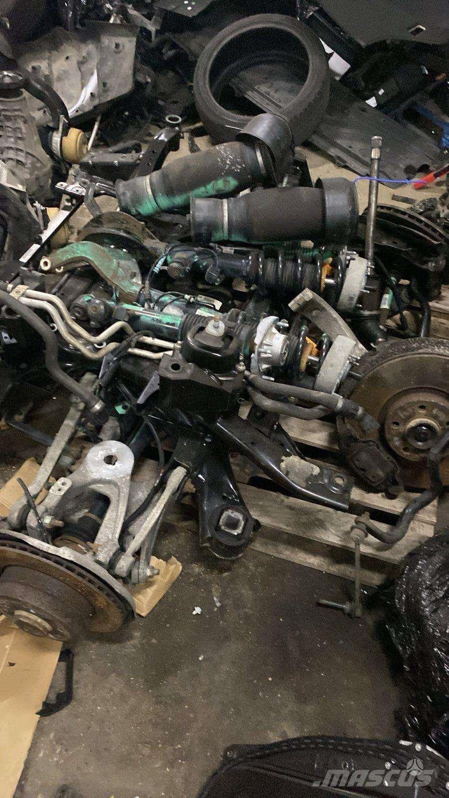 Mercedes-Benz  运输工具-其他