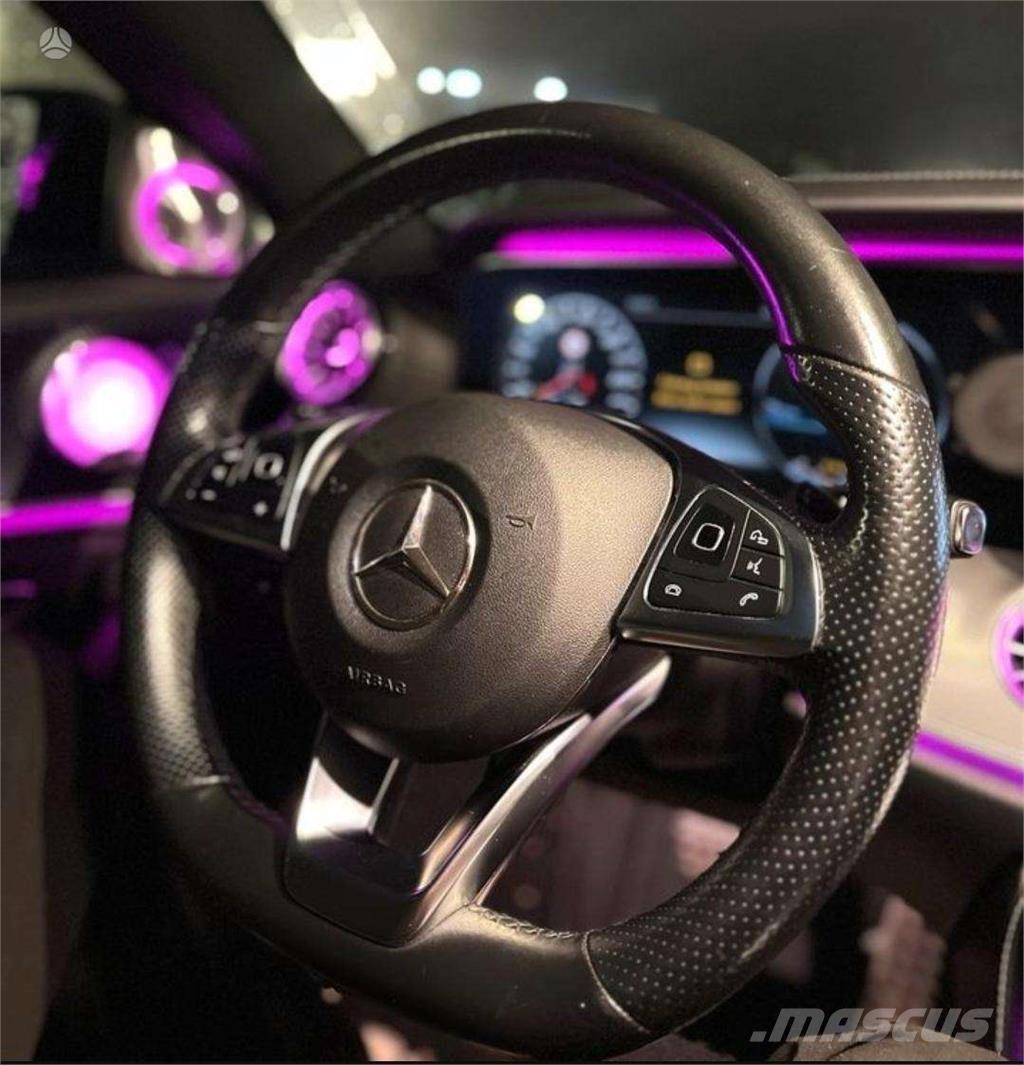 Mercedes-Benz  运输工具-其他