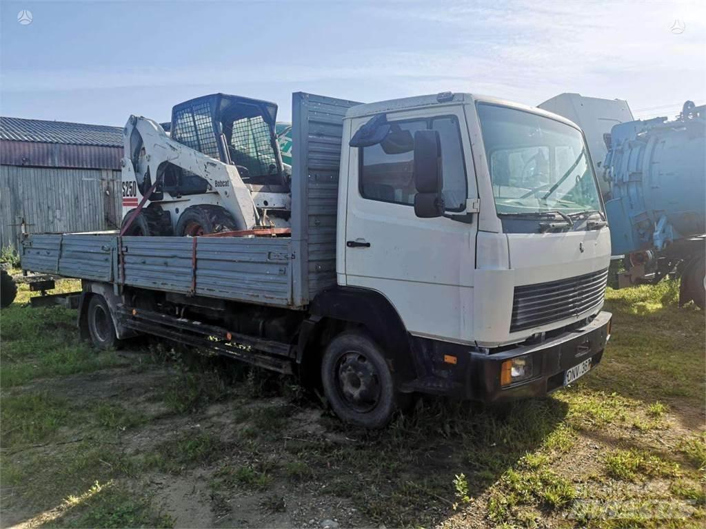 Mercedes-Benz 809 平板栏板货车