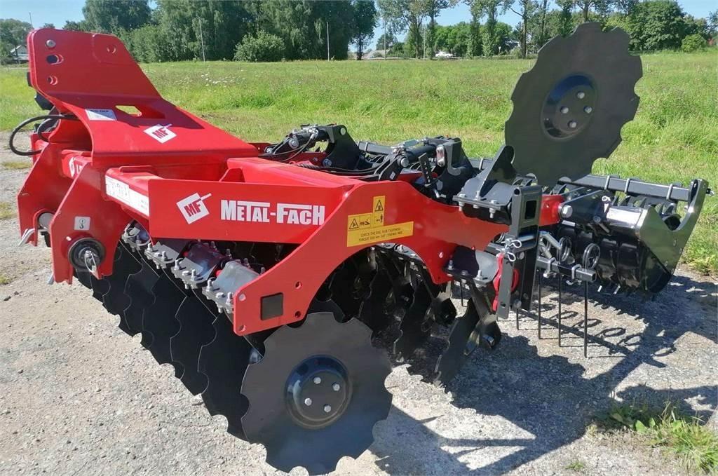 Metal-Fach U 740 手扶中耕机