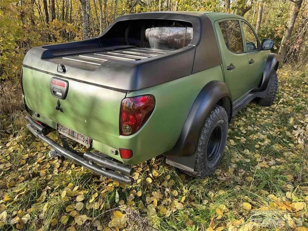Mitsubishi  汽车