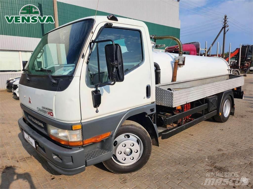 Mitsubishi Canter 组合/真空油槽车