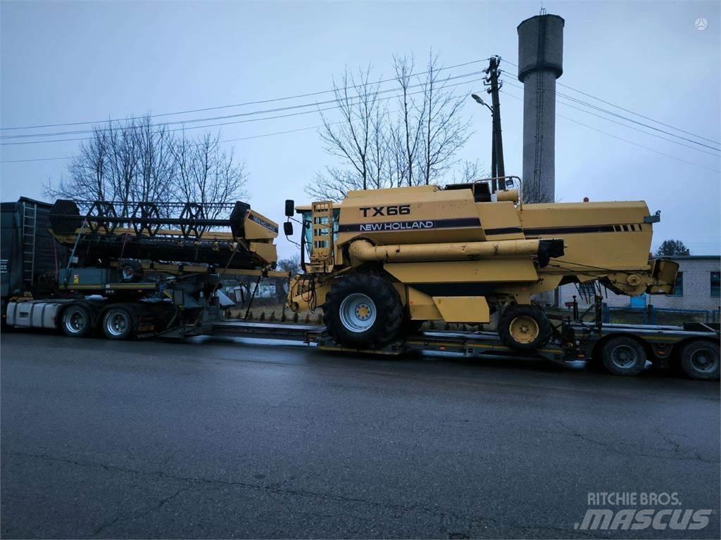 New Holland TX 66 联合收割机
