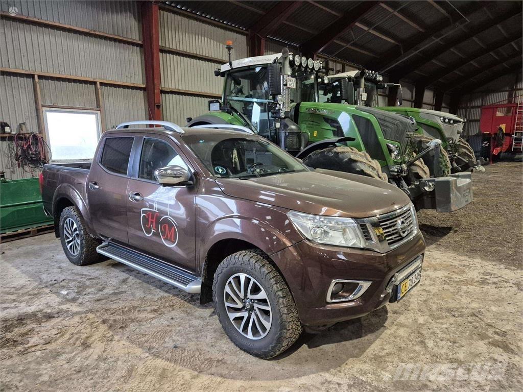 Nissan  汽车