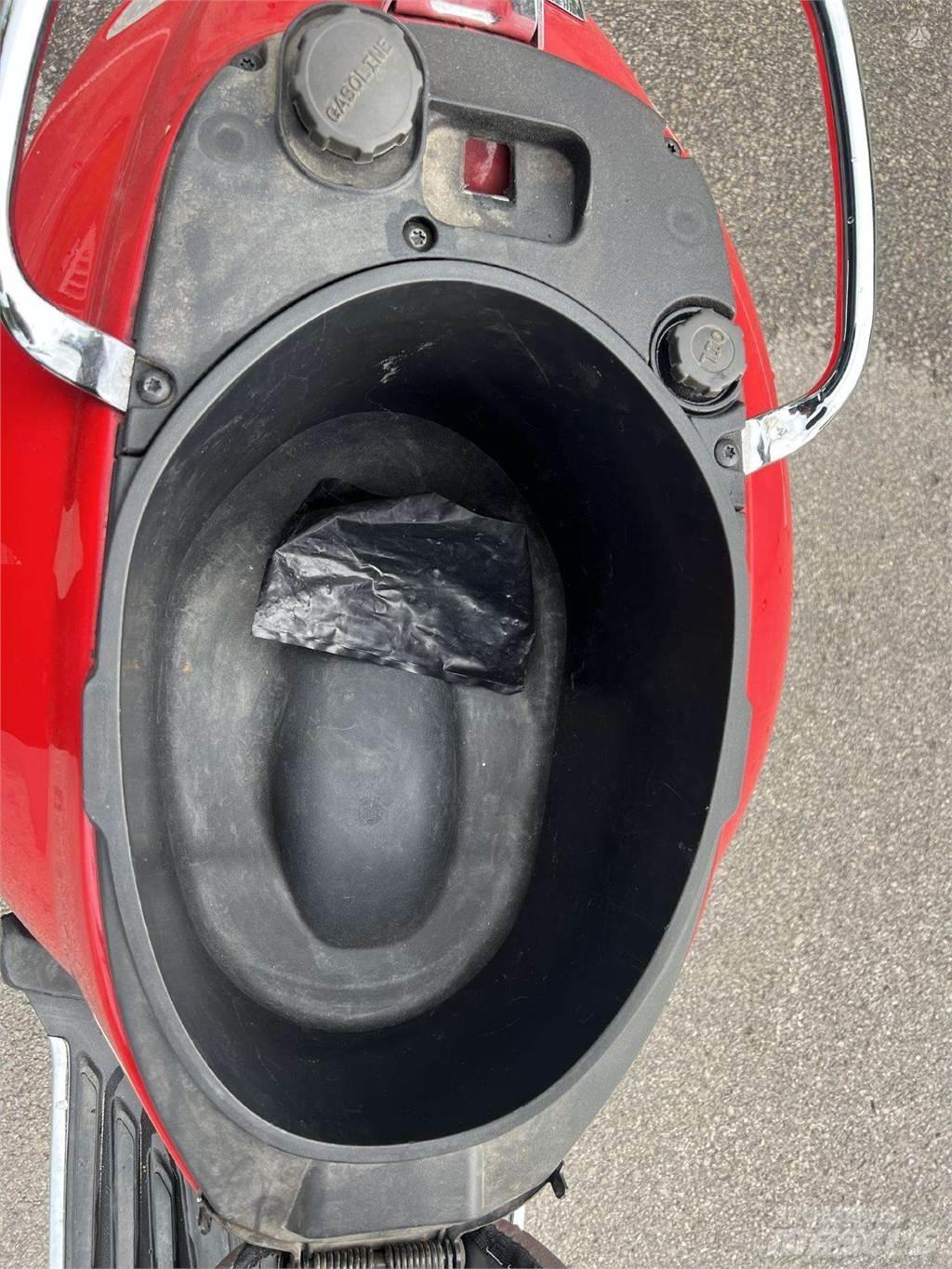 Piaggio  沙滩车