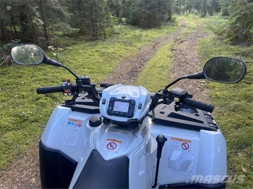 Polaris  沙滩车