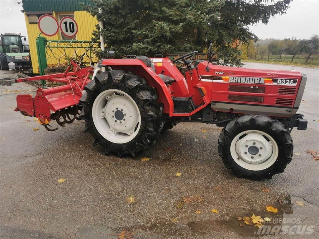 Shibaura D32f 拖拉机/农用车