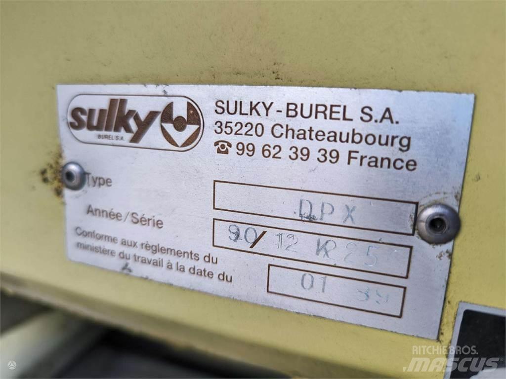 Sulky DPX 1003 矿物肥料撒播机