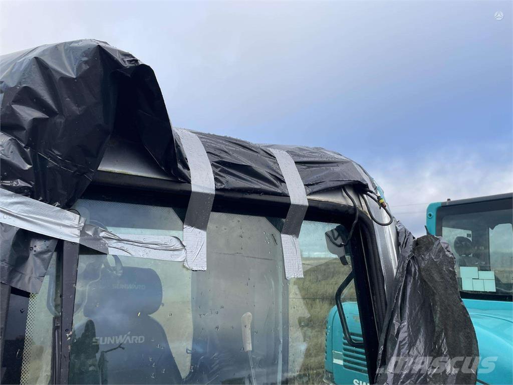 Sunward SWE25B 小型挖掘机