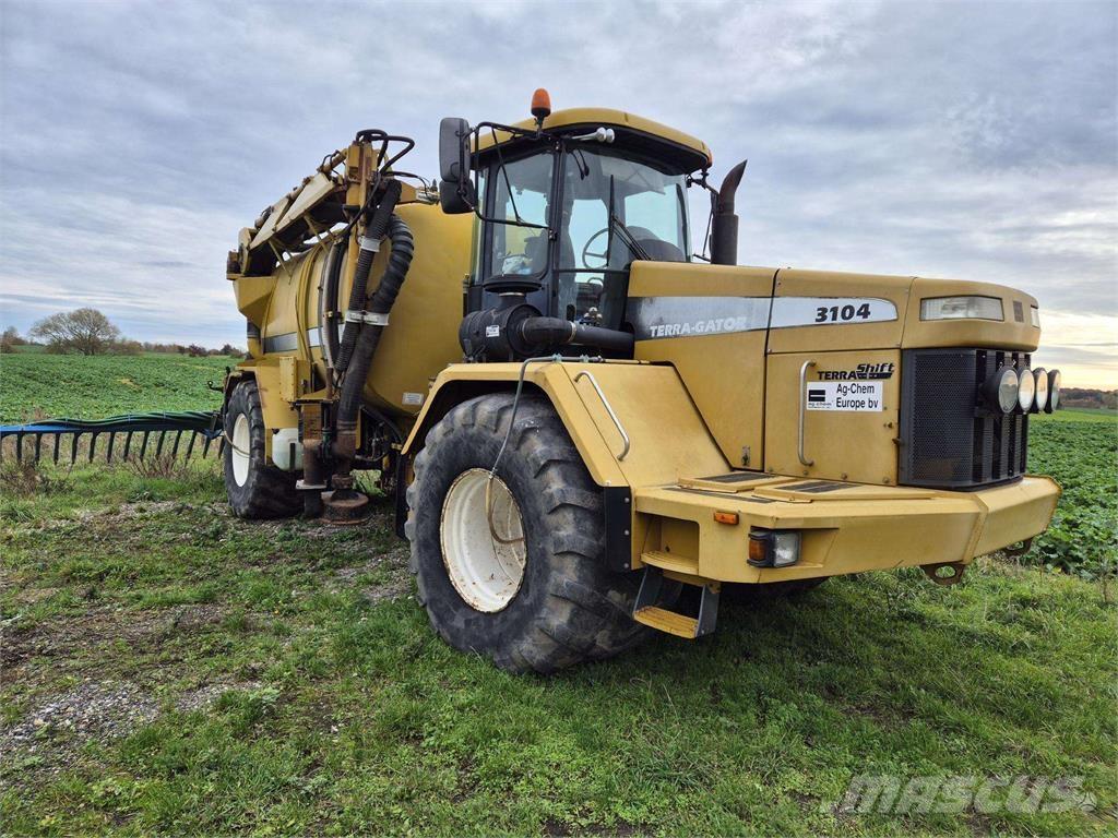 TerraGator 3104 自走式喷雾机