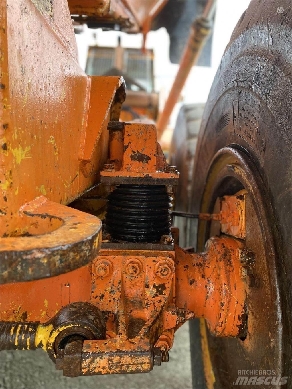 Volvo A25C , Nr.1 铰接式自卸车