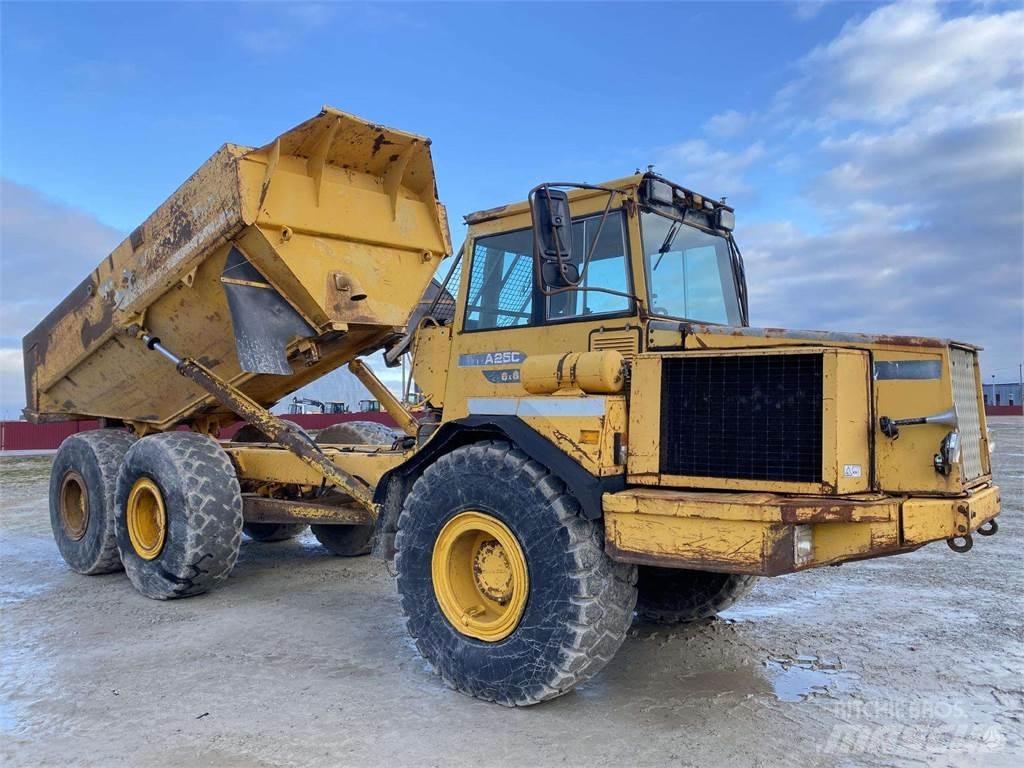 Volvo A25C , Nr.4 铰接式自卸车