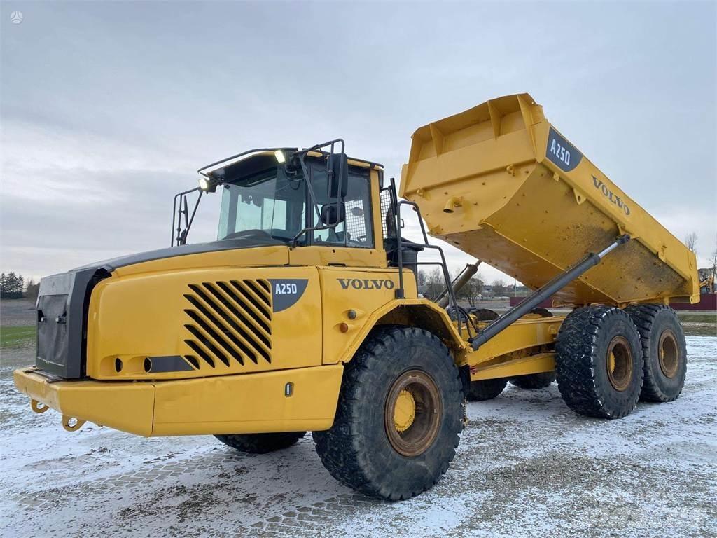 Volvo A25D 铰接式自卸车