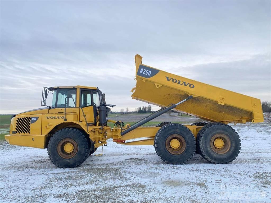 Volvo A25D 铰接式自卸车