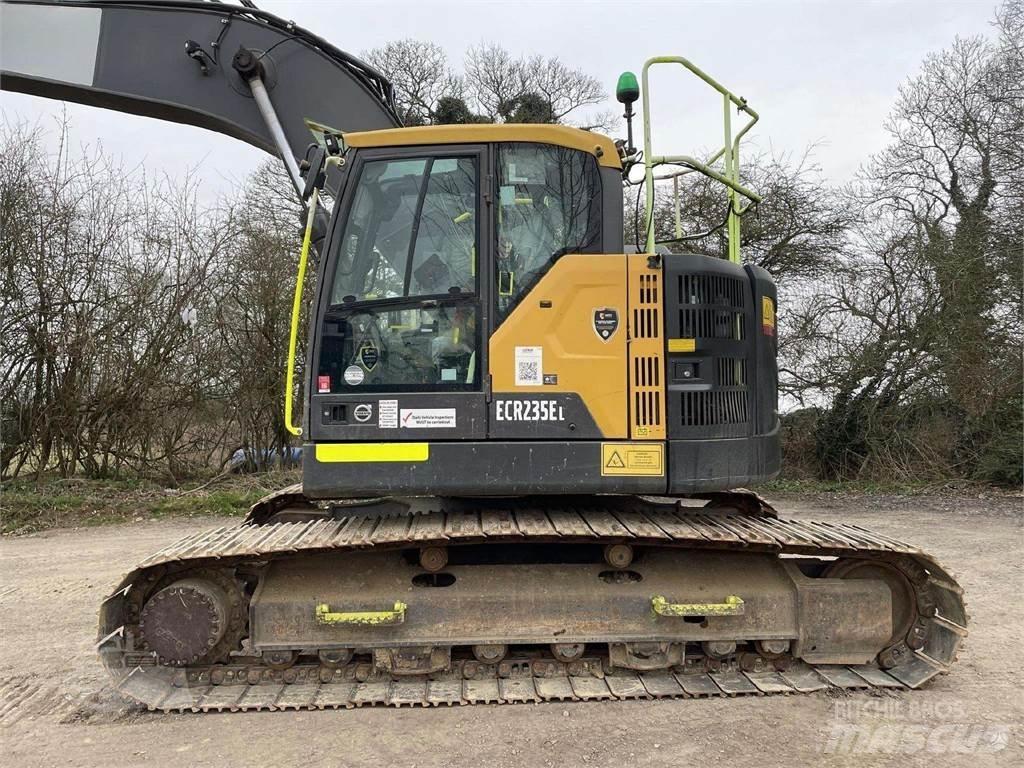 Volvo ECR235EL 履带挖掘机